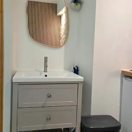 Compact & Charmant, à 2 Min De La